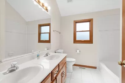 1516 Grommon Road, Naperville, IL 60564 - Photo 21