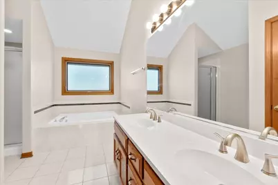 1516 Grommon Road, Naperville, IL 60564 - Photo 17