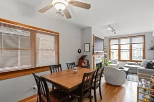 2033 W Huron St, Chicago, IL 60612 - Photo 3