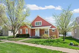 6 Hedgerow Ct, Monticello, IL 61856 - Photo 3