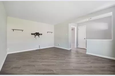 1241 Aspen Lane, Elk Grove Village, IL 60007 - Photo 3