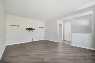 1241 Aspen Ln, Elk Grove Village, IL 60007 - Photo 3