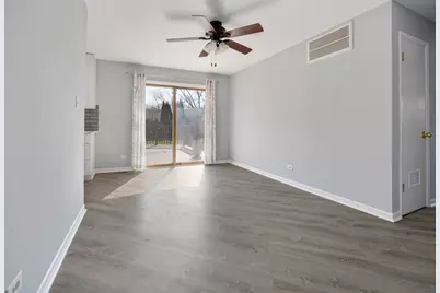 1241 Aspen Lane, Elk Grove Village, IL 60007 - Photo 5