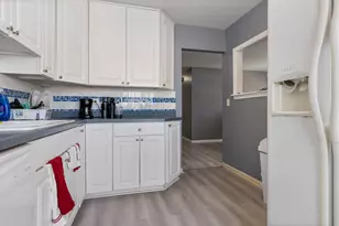 1055 Hampton Harbor Harbor, Schaumburg, IL 60193 - Photo 3