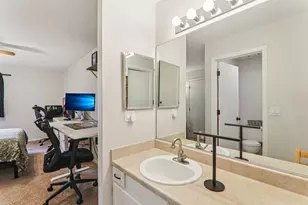 974 Westchester Cir, Schaumburg, IL 60193 - Photo 17