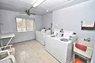 18855 Burnham Ave, Lansing, IL 60438 - Photo 21