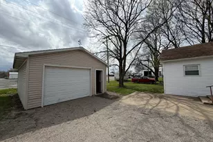 112 E Main St, Oak Lawn, IL 61943 - Photo 23