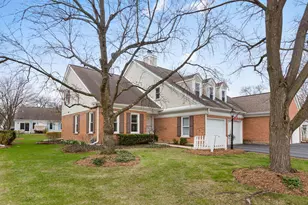 803 Willow Hills Ln, Prospect Heights, IL 60070 - Photo 1