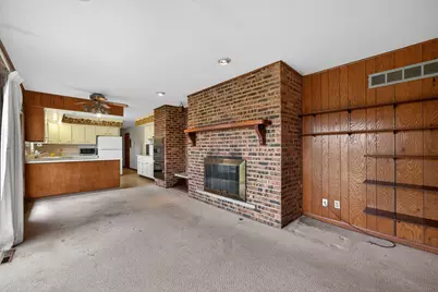 103 Stoney Creek Road, Dekalb, IL 60115 - Photo 17