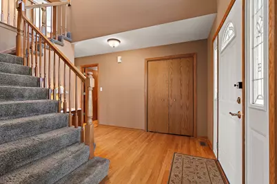 8819 Glenshire Street, Tinley Park, IL 60487 - Photo 3