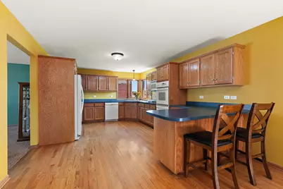 8819 Glenshire Street, Tinley Park, IL 60487 - Photo 7