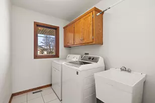 8819 Glenshire St, Tinley Park, IL 60487 - Photo 17