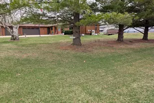 2155 Oriole Dr, Freeport, IL 61032 - Photo 27