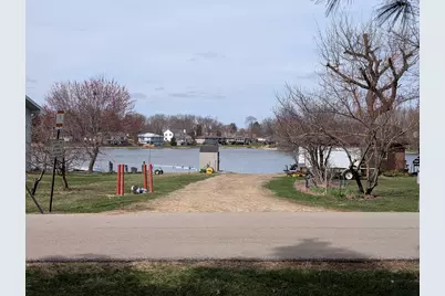 2155 Oriole Drive, Freeport, IL 61032 - Photo 29