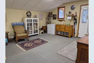 2155 Oriole Drive, Freeport, IL 61032 - Photo 17