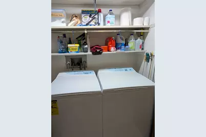 2155 Oriole Drive, Freeport, IL 61032 - Photo 15