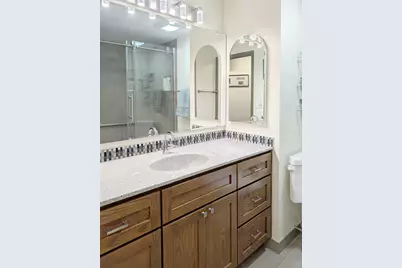 2155 Oriole Drive, Freeport, IL 61032 - Photo 5