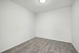 700 Wellington Ave, Elk Grove Village, IL 60007 - Photo 15