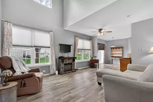 1481 Cambria Dr, Dekalb, IL 60115 - Photo 7