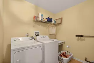 1481 Cambria Dr, Dekalb, IL 60115 - Photo 25