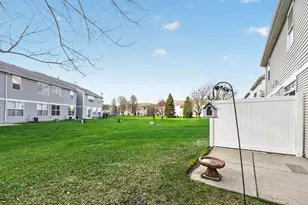 1481 Cambria Dr, Dekalb, IL 60115 - Photo 27