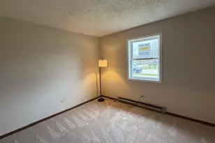 1337 Buell Ave, Joliet, IL 60435 - Photo 15