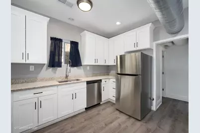 920 N Kedvale Avenue, Chicago, IL 60651 - Photo 5