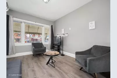 920 N Kedvale Avenue, Chicago, IL 60651 - Photo 3