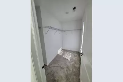 588 Wolverine Drive, Aurora, IL 60502 - Photo 17