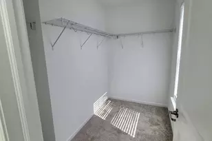 588 Wolverine Dr, Aurora, IL 60502 - Photo 17