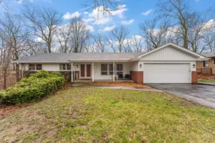 90 Alpine Ln, Crete, IL 60417 - Photo 1