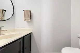 289 W Daisy Cir, Romeoville, IL 60446 - Photo 9