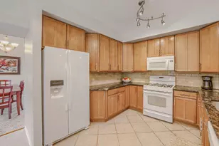 1526 Almaden Ln, Gurnee, IL 60031 - Photo 17