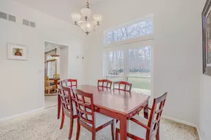 1526 Almaden Ln, Gurnee, IL 60031 - Photo 11