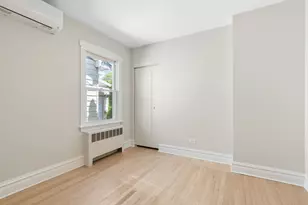 5747 N Melvina Ave, Chicago, IL 60646 - Photo 11