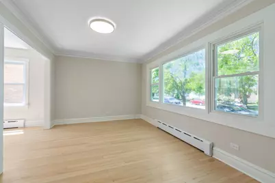 5747 N Melvina Avenue, Chicago, IL 60646 - Photo 3