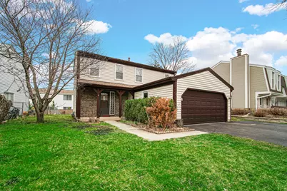 593 Iroquois Trail, Carol Stream, IL 60188 - Photo 1