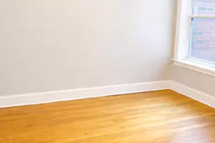 2302 W Sunnyside Ave, Chicago, IL 60625 - Photo 9