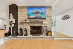 306 Woodlock St, Ingleside, IL 60041 - Photo 11