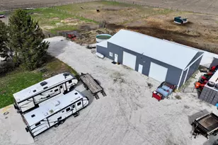 335 N 9250E Rd, Momence, IL 60954 - Photo 41