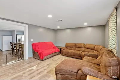 335 N 9250E Road, Momence, IL 60954 - Photo 13