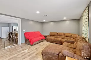 335 N 9250E Rd, Momence, IL 60954 - Photo 13