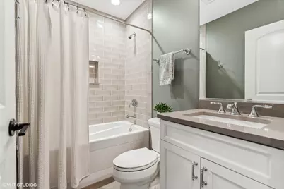1165 W Eddy Street #2W, Chicago, IL 60657 - Photo 13