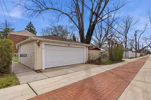 912 Hull Ave, Westchester, IL 60154 - Photo 29