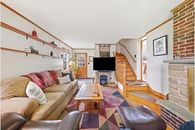 912 Hull Avenue, Westchester, IL 60154 - Photo 11