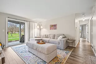 2057 Lancaster Cir, Naperville, IL 60565 - Photo 5