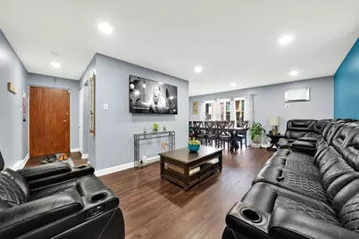 4112 W 98th Street #102, Oak Lawn, IL 60453 - Photo 5