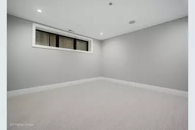 2016 W Giddings Street, Chicago, IL 60625 - Photo 45