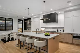 2016 W Giddings St, Chicago, IL 60625 - Photo 21