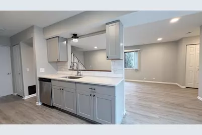 721 Sunfish Point, Schaumburg, IL 60194 - Photo 5